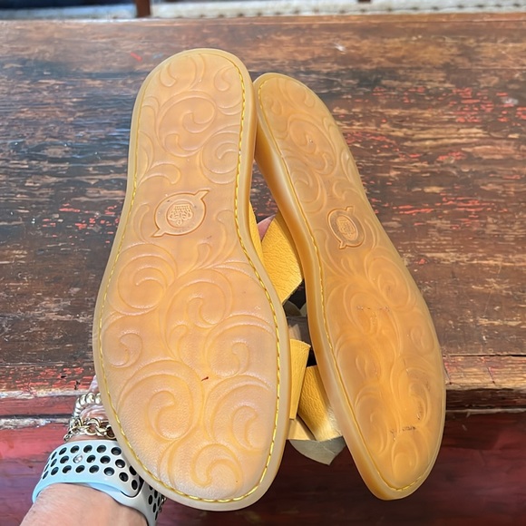 Born Sandals - Picture 2 of 3